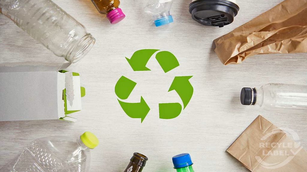 Čo presne znamená symbol recyklácie plastov?